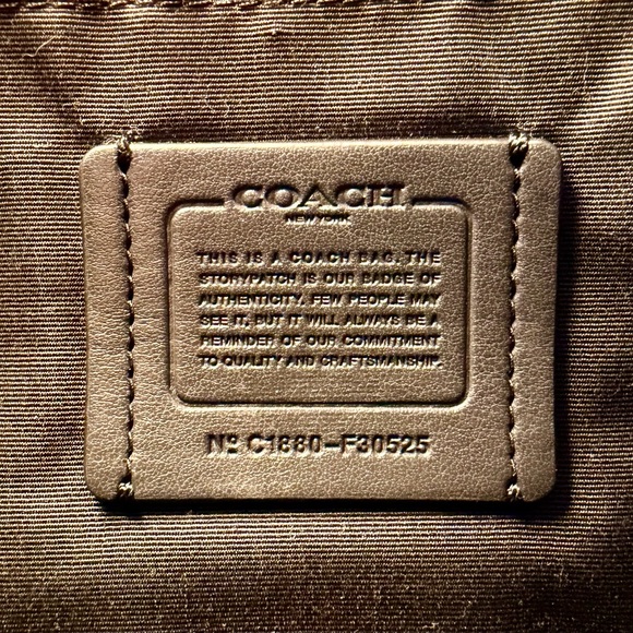 Coach Faye Black Leather Convertible Backpack Crossbody Satchel F30525 Like New - Picture 9 of 17